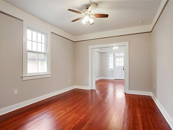 4th image of 531 Elmira Ave