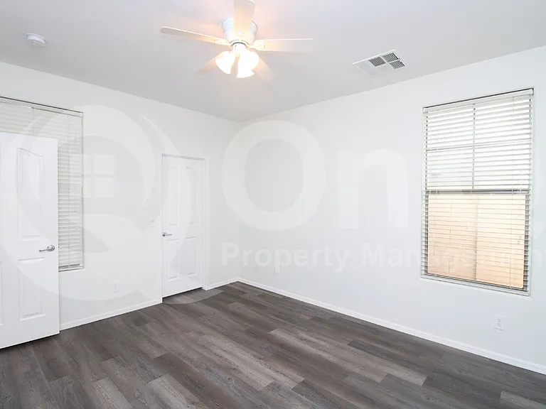 21066 E Munoz St — Photo 9