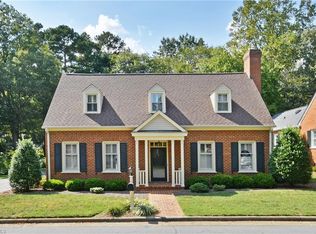 227 Pinetuck Ln, Winston Salem, NC 27104