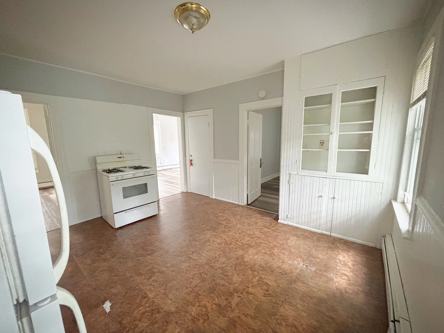 2 bed, 950 sqft, $1,500 — Photo 2