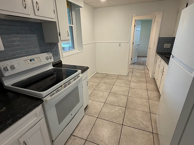 36 Prince St #1 — Photo 15