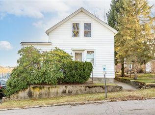 98 Terrace Ave, Pawtucket, RI 02860