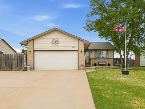 1338 N Aksarben Ct, Wichita, KS 67235
