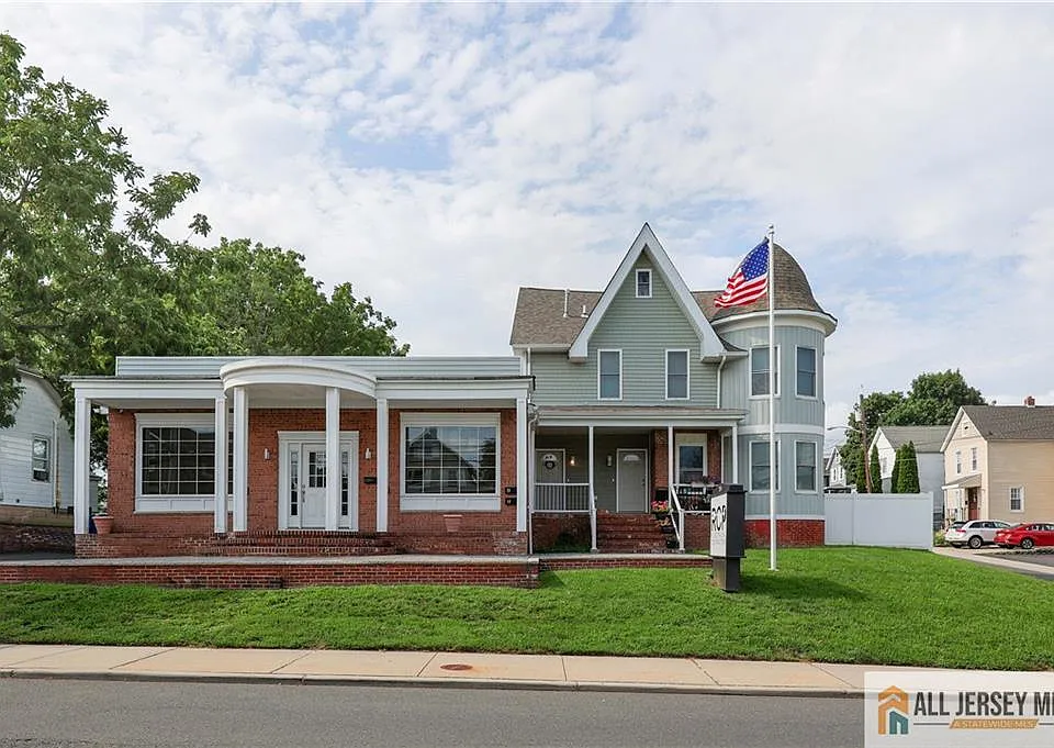 215 Washington Rd