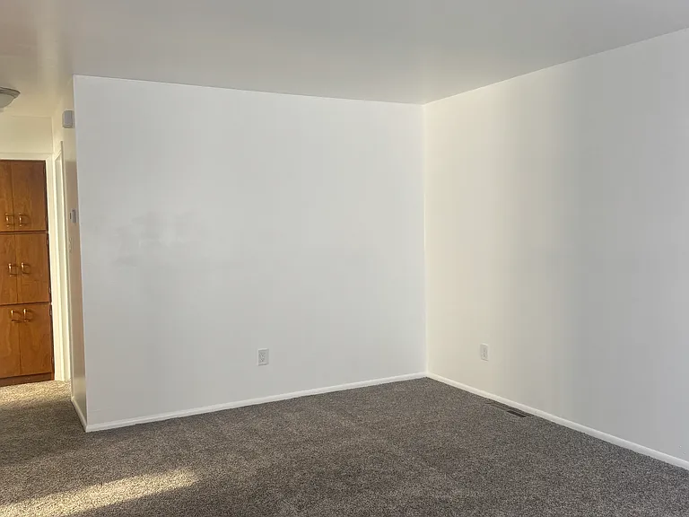 2112 4th St NE #2 — Photo 7