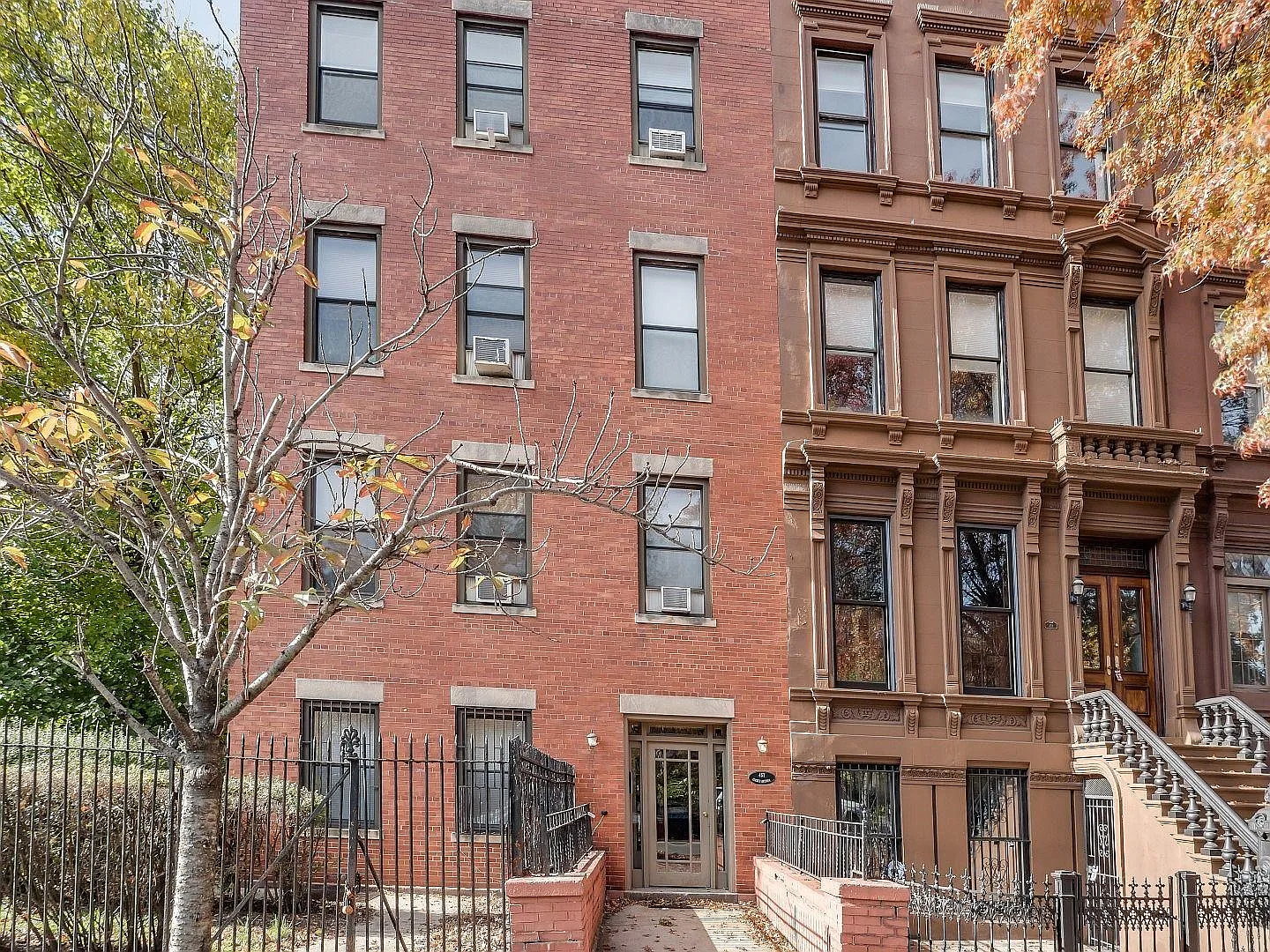 1 bed, 1.0 bath, $3,200 — Photo 1