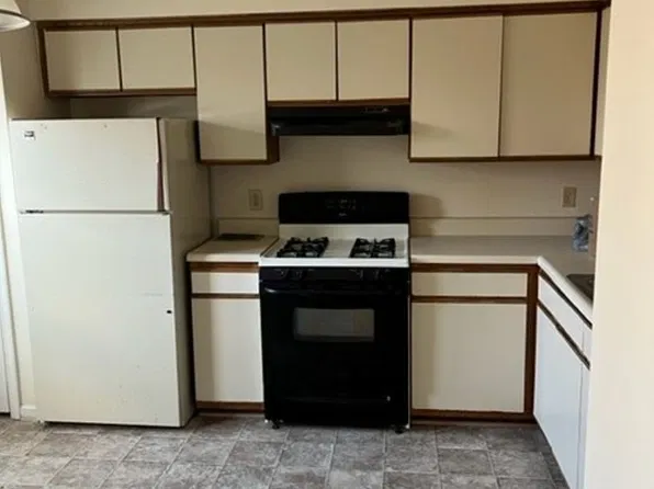 748 Goodard Dr, Virginia Beach, VA 23454
