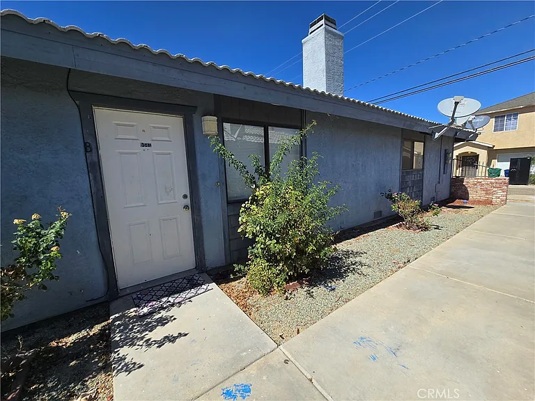 9649 N Loop Blvd — Photo 1