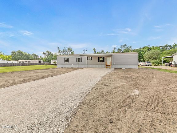 4th image of 1166 Alcide Bonin Rd