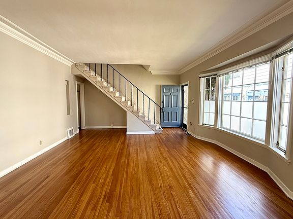 3rd image of 4044 Los Feliz Blvd #46-1/2