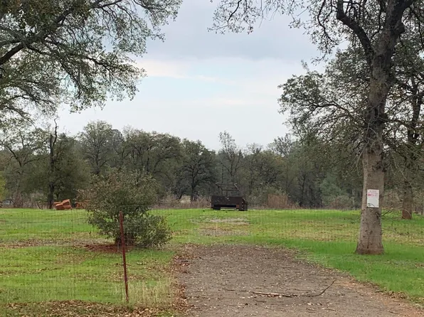 3051 Leonard St, Redding, CA 96002