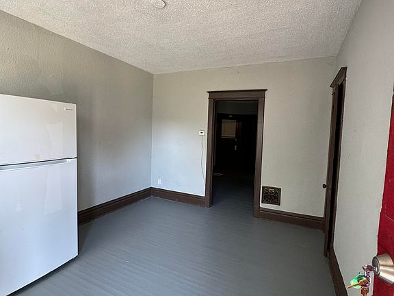 4th image of 4445 Elmbank Ave Floor 1