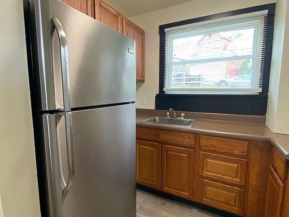 4th image of 427 Hays Ave #10244111