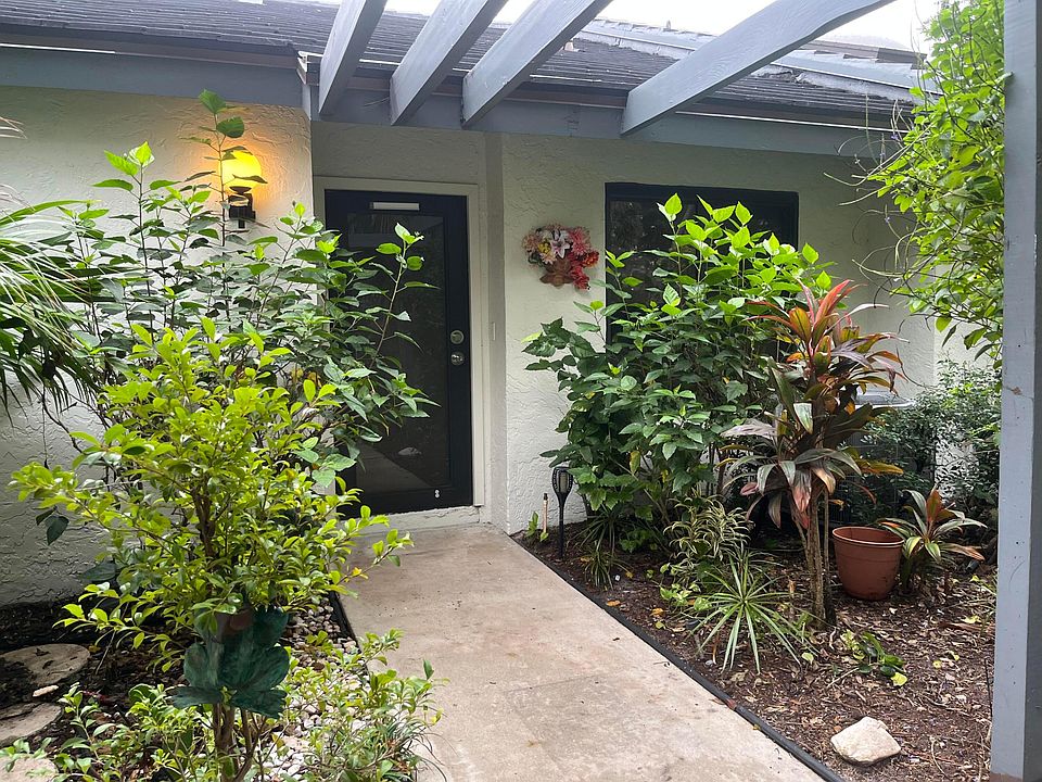 1st image of 10052 Laurelwood Place