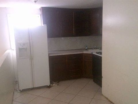 2nd image of 110 Wood St