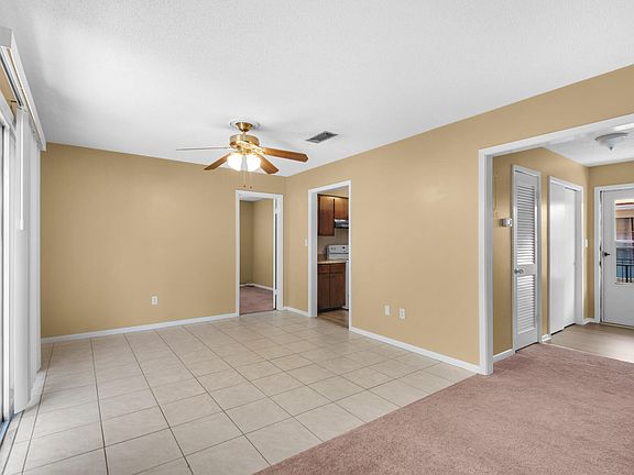 5th image of 110 Country Club Dr #110