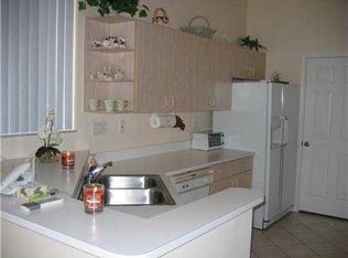 5022 NW 95th Dr, Coral Springs, FL 33076