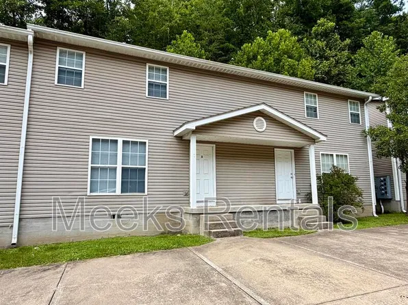 359 Tacketts Branch Rd, Hurricane, WV