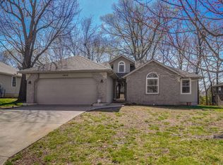 4448 W Westwood Dr, Battlefield, MO 65619