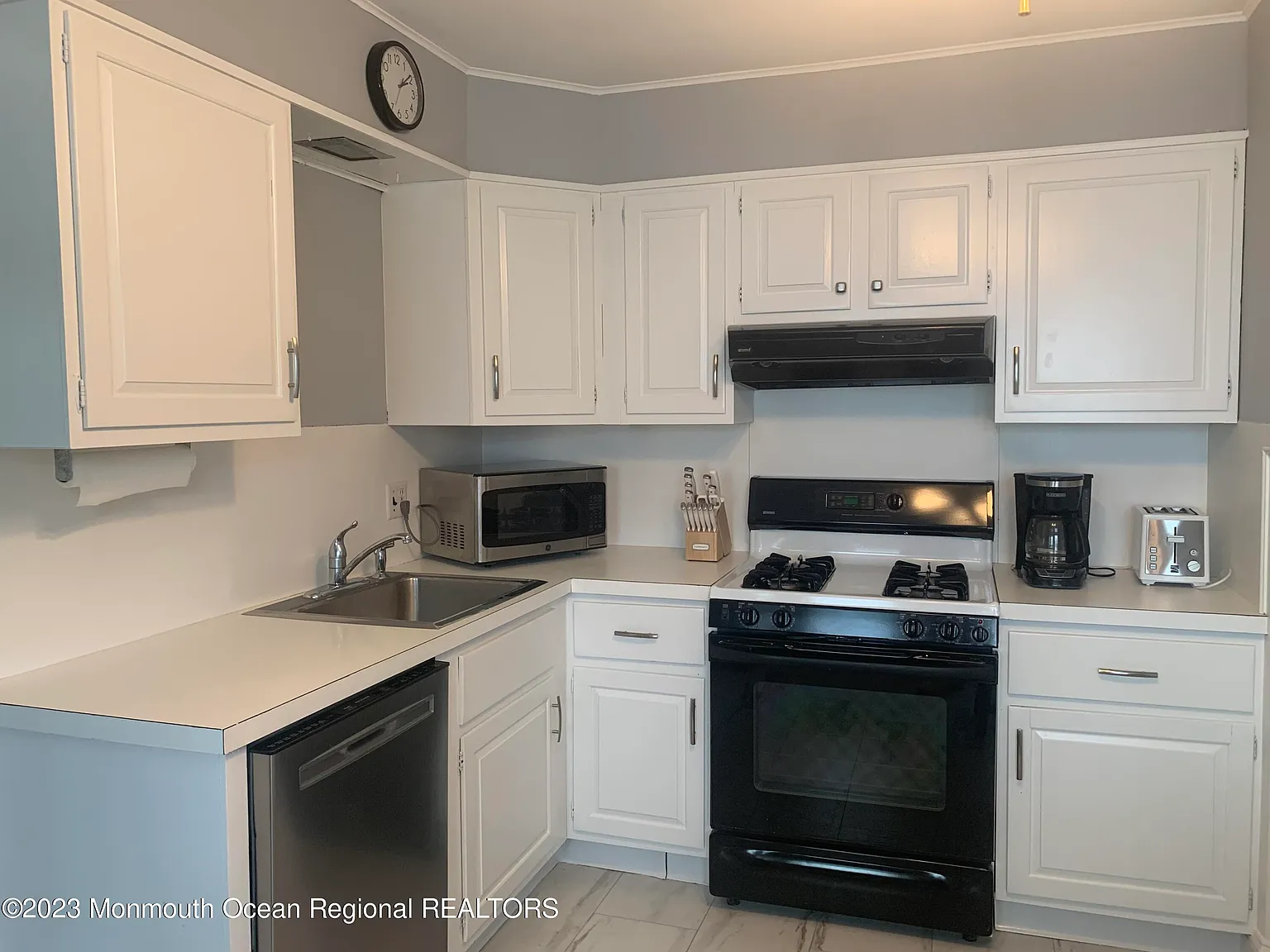 4 bed, 1480 sqft, $3,500 — Photo 4