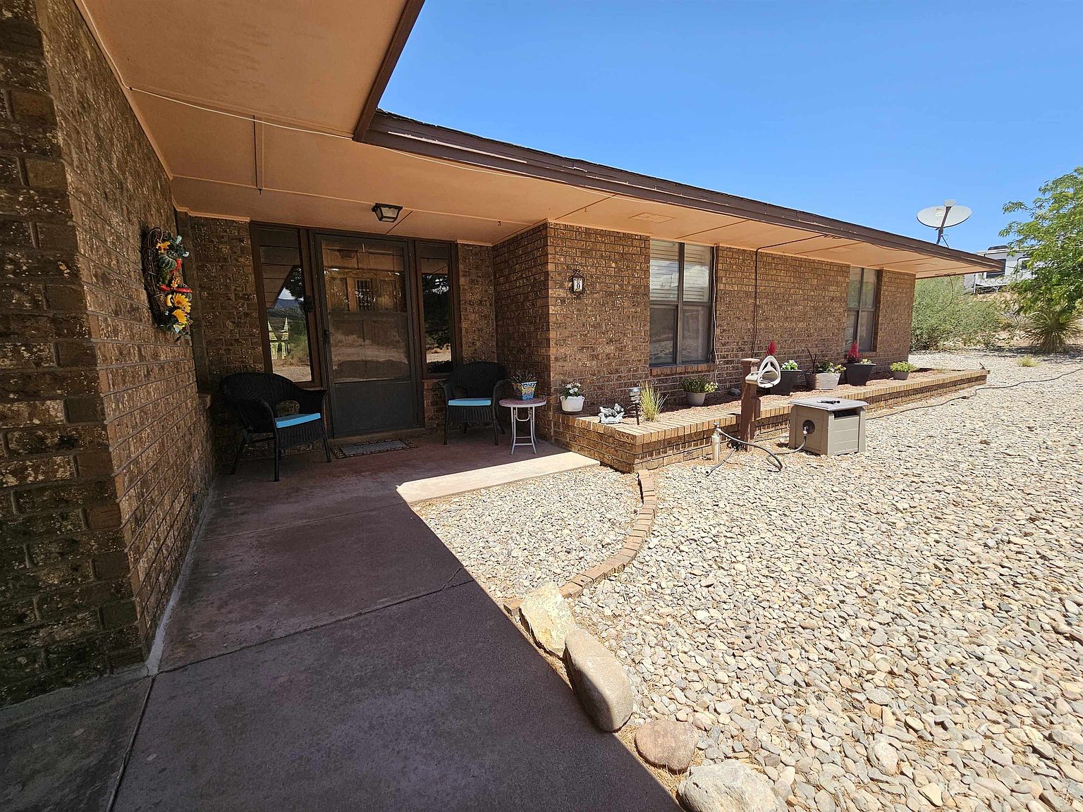 8 Zia Trl, La Luz, NM 88337 MLS 168093 Zillow