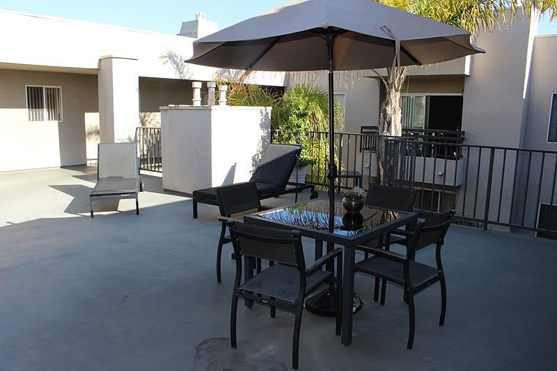 2nd image of 11660 Mayfield Ave APT 203