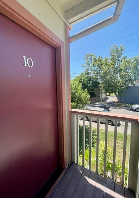 1st image of 1314 Leafwood Dr Unit 5