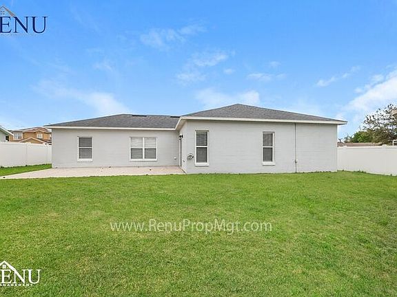 2nd image of 824 Palermo Ct