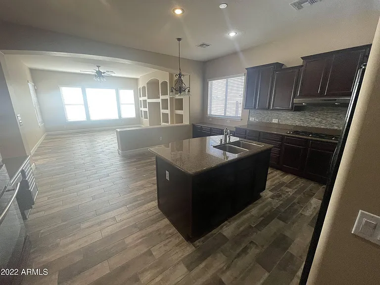 4263 E Maplewood Ct — Photo 5