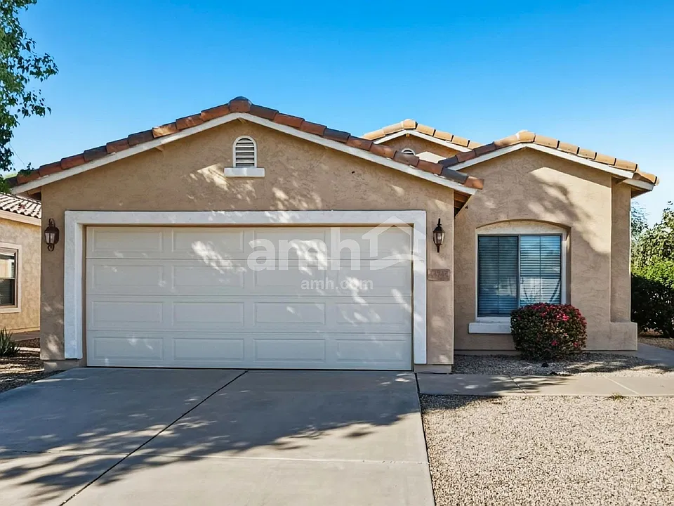 44744 W Paitilla Ln