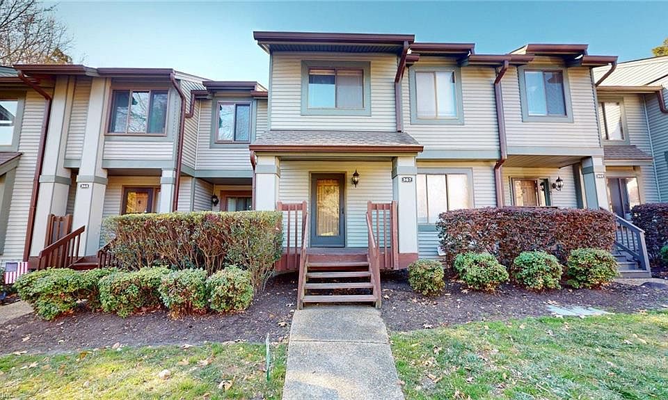 1st image of 367 Bridgewater Dr