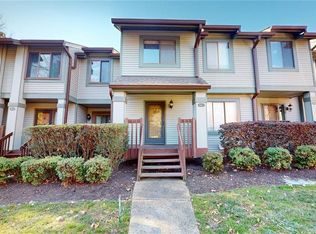 367 Bridgewater Dr, Newport News, VA 23603