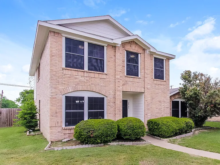 2966 Marquis Ln — Photo 4