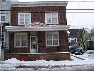 5th image of 438 W Pine St