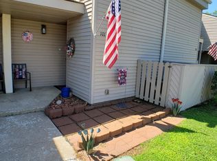 135 Hillview Dr APT 101, Fairfield Bay, AR 72088