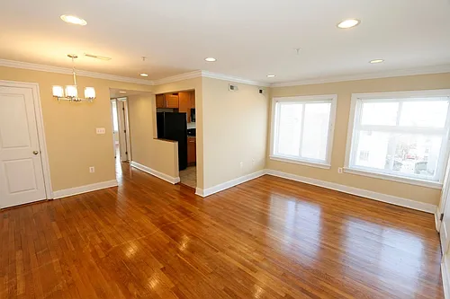 T Street Apartments Photo 1