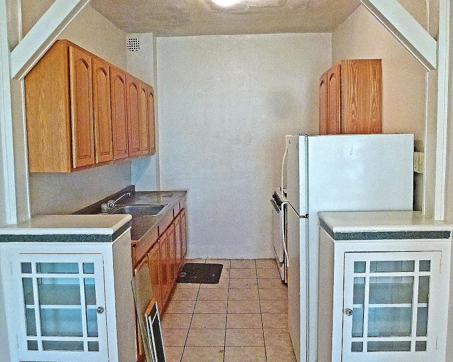 1st image of 12203 Clifton Blvd APT 21