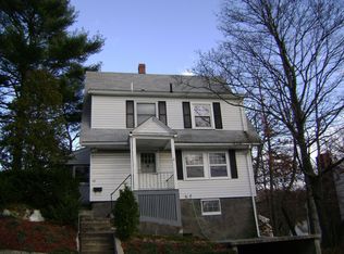 26 Boulder St, Malden, MA 02148