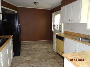 134 Geranium Dr, Picayune, MS 39466