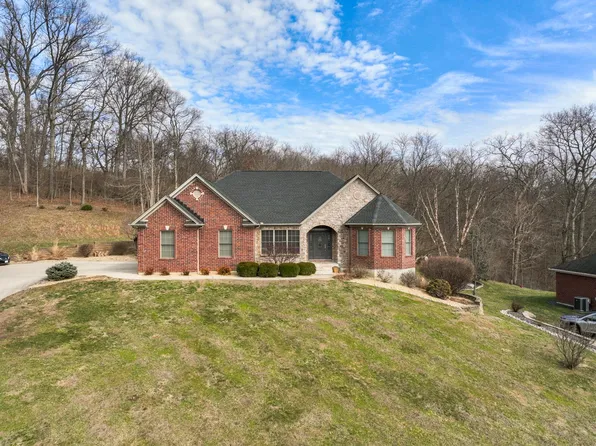 20082 Augusta Dr, Lawrenceburg, IN 47025