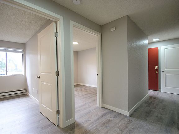 3rd image of 3611 156th St SW #6