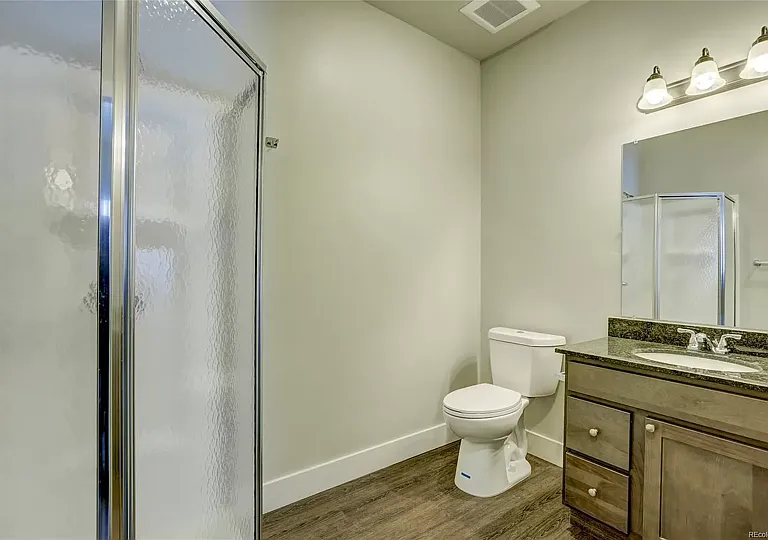 1399 Griffith St #6 — Photo 4