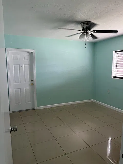 3 bed, 1021 sqft, $2,700 — Photo 4