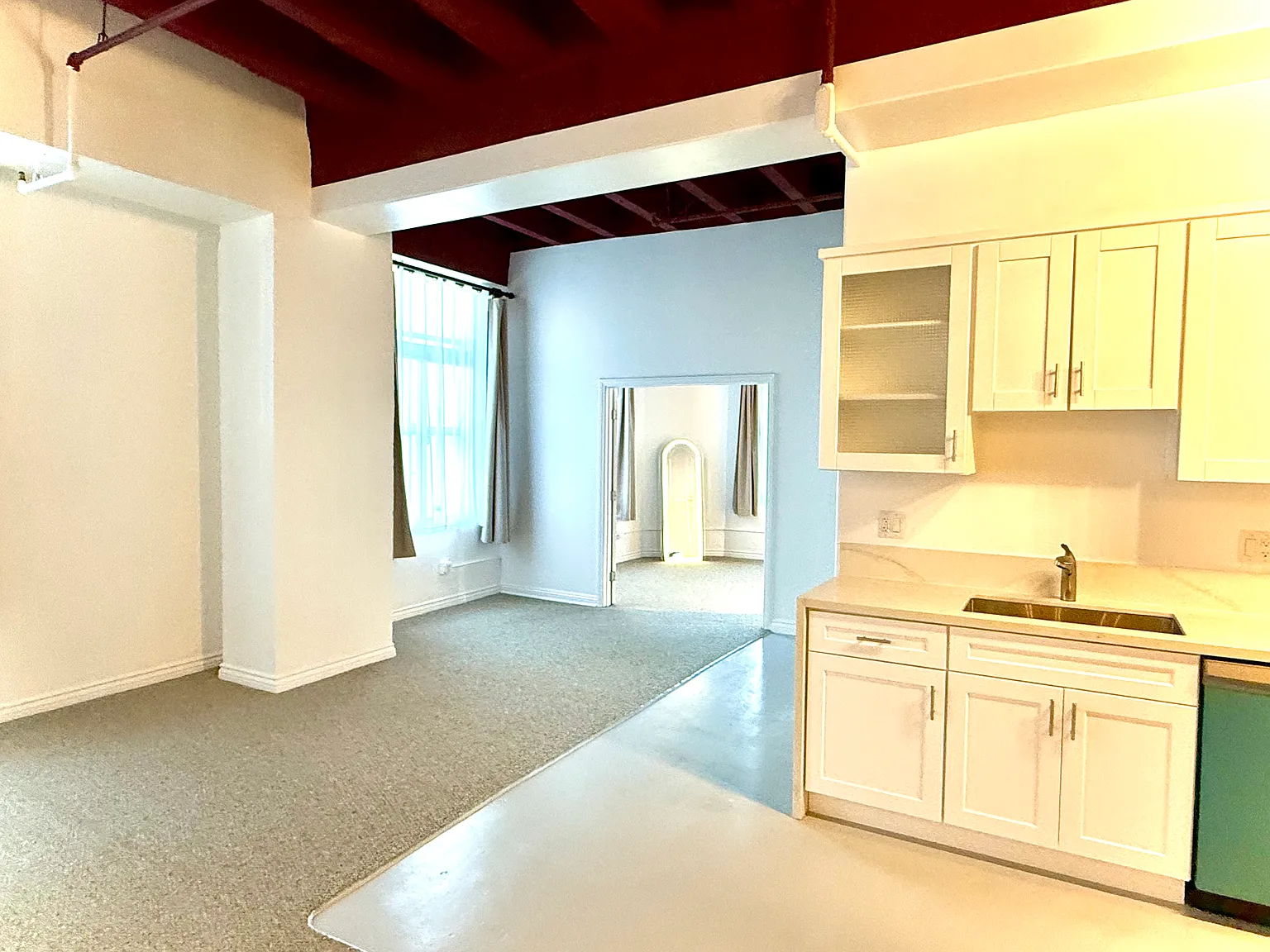 2 bed, 1280 sqft, $2,999 — Photo 3