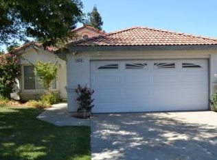 5654 W Vartikian Ave, Fresno, CA 93722