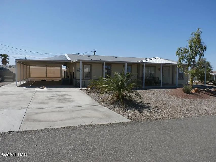 2 bed, 2.0 bath, 1311 sqft, $1,600 — Photo 2