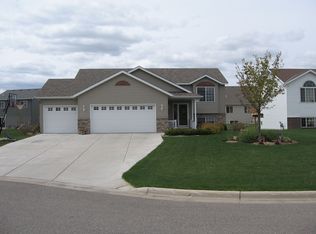 411 Duchess Ct, Sartell, MN 56377