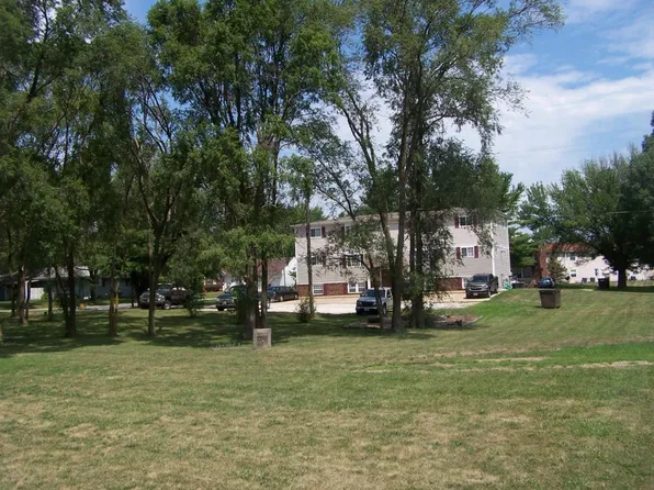 602 Pickett St, Fisher, IL 61843