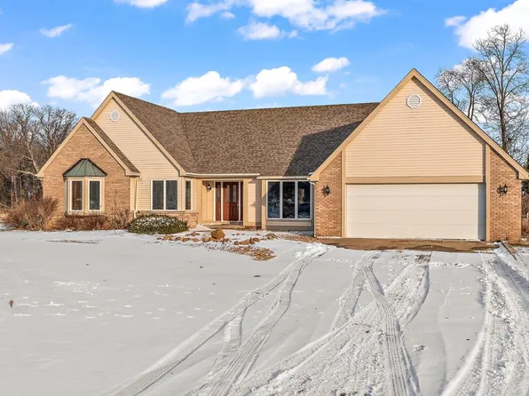 11423 Juniper St, Demotte, IN 46310