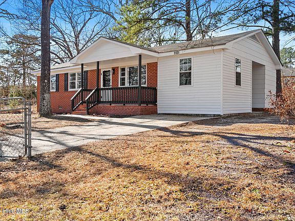 3rd image of 6121 Conaway Drive